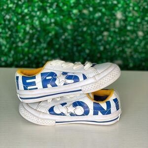 Leather- Converse Kids size 7 